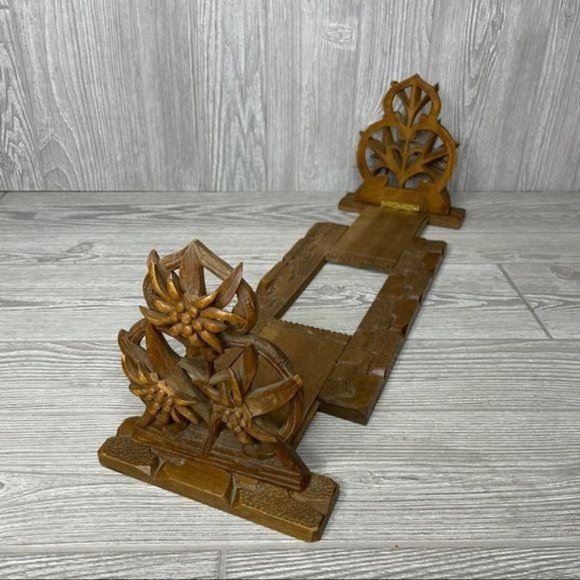 Vintage Geneve carved wood folding bookends / shelf reading floral - Picture 2 of 10
